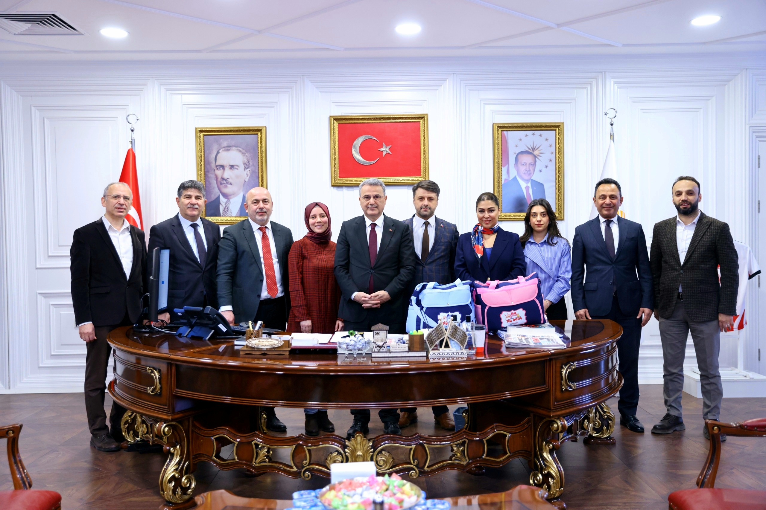 İlkadım’da Bebek Sevinci: ‘Hoş Geldin Bebek’ Paketiyle Çifte Mutluluk!