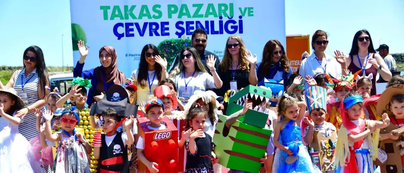 Samsun’da Sahil Çevreci Bir Bayram Yerine Döndü: Takas Et, Paylaş, Dönüştür!