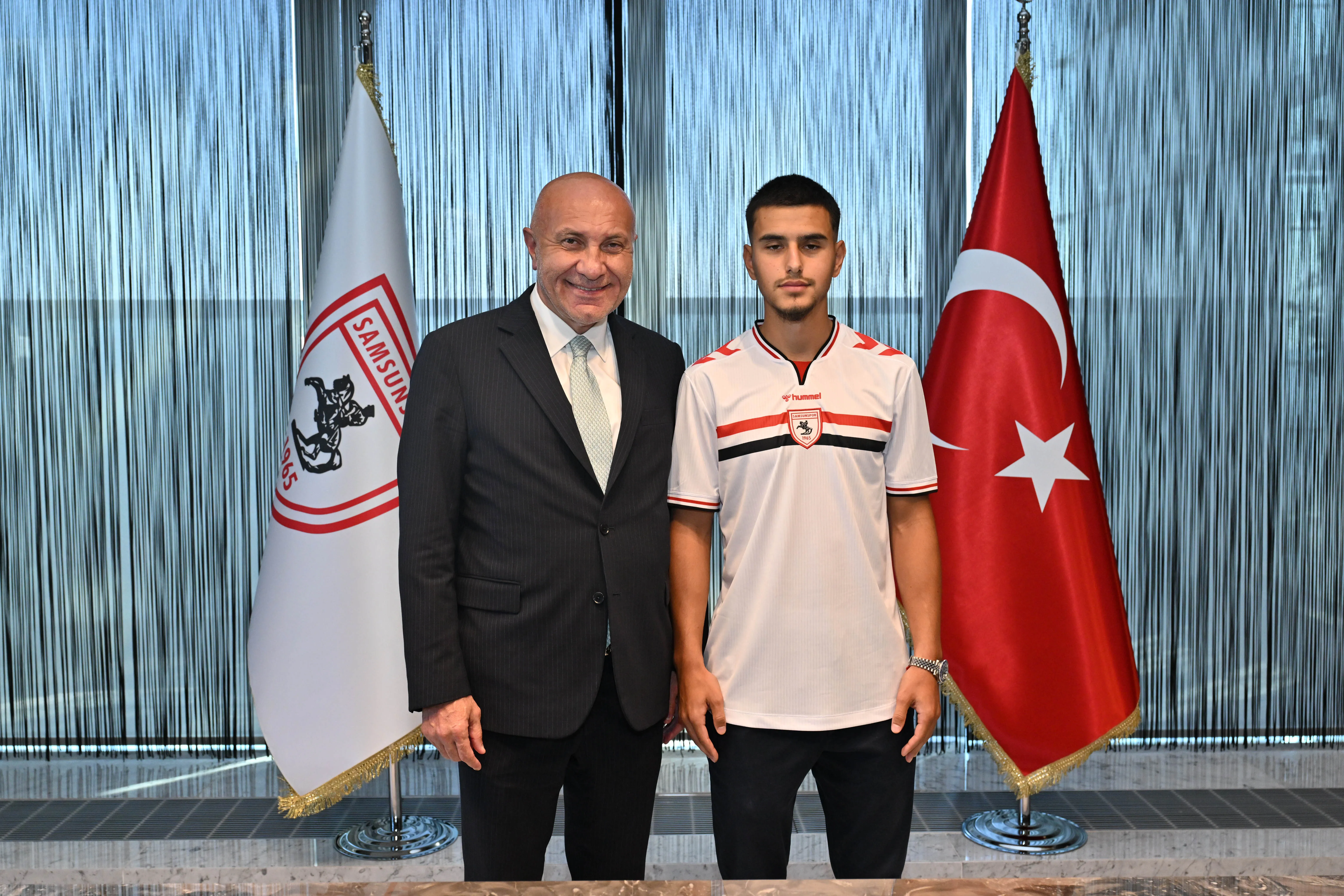 Samsunspor, Samed Onur'u kadrosuna kattı